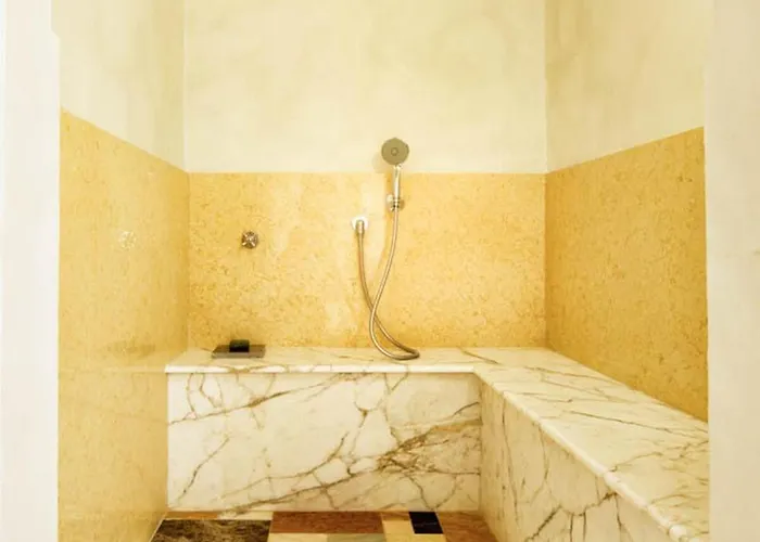 Ghetto Luxury Design Daire