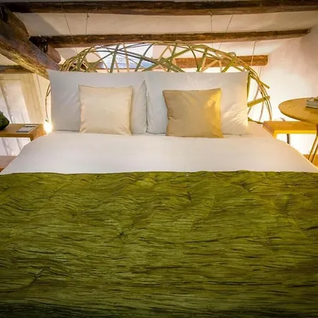 Ghetto Luxury Design アパート