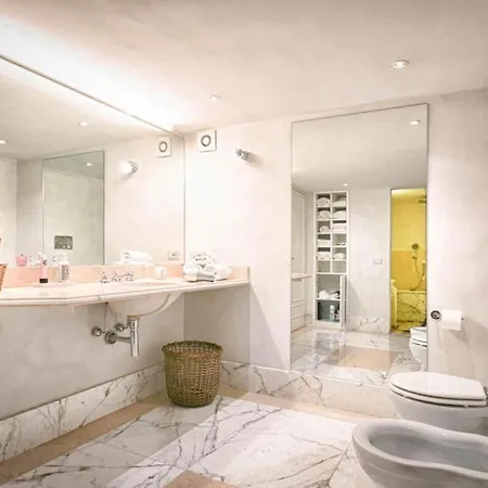 アパート Ghetto Luxury Design *