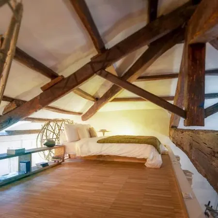 Ghetto Luxury Design Apartment
